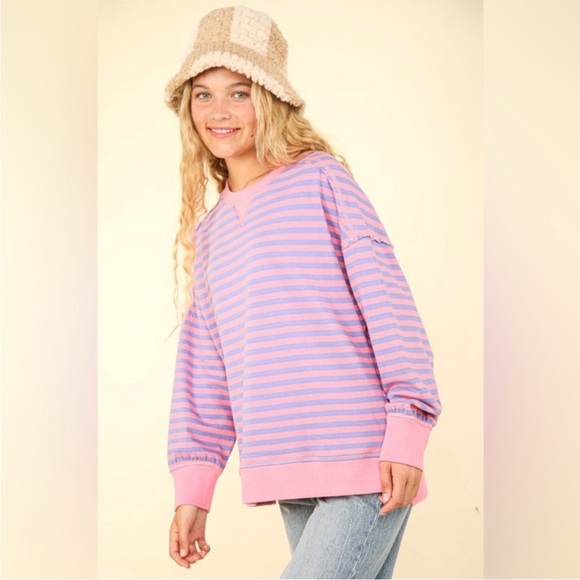 New In Tops - NWT Boutique Ozone Layer Oversized Top